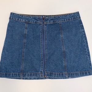 Denim Jean Skirt. Forever 21 Denim Zip Front Mini Skirt.